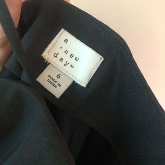 📳 A New Day | NEW Black MIDI Dress - Picture 2 of 3